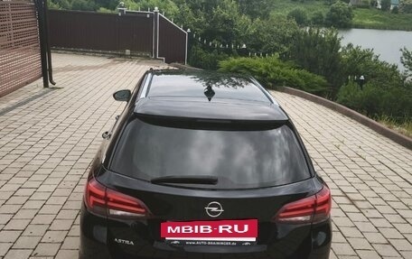 Opel Astra K, 2018 год, 1 490 000 рублей, 4 фотография