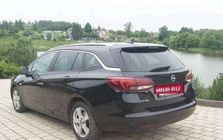 Opel Astra K, 2018 год, 1 490 000 рублей, 3 фотография