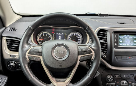 Jeep Cherokee, 2014 год, 1 650 000 рублей, 21 фотография