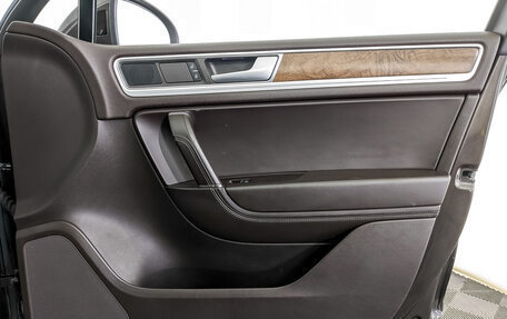 Volkswagen Touareg III, 2015 год, 2 550 000 рублей, 25 фотография