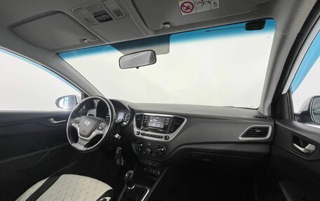 Hyundai Solaris II рестайлинг, 2017 год, 1 100 000 рублей, 12 фотография