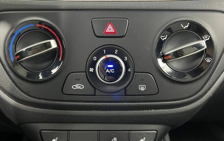 Hyundai Solaris II рестайлинг, 2017 год, 1 100 000 рублей, 21 фотография