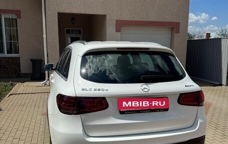 Mercedes-Benz GLC, 2019 год, 3 600 000 рублей, 2 фотография