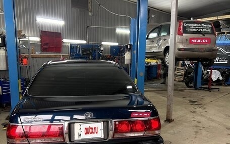 Toyota Crown, 2002 год, 1 650 000 рублей, 15 фотография