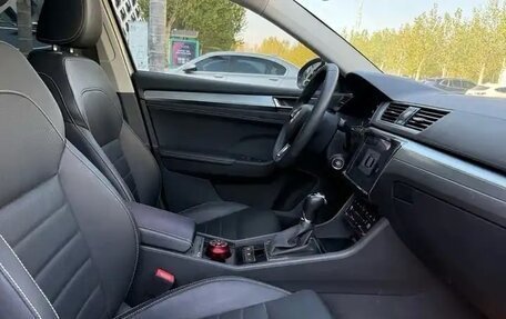 Skoda Superb III рестайлинг, 2022 год, 2 250 000 рублей, 9 фотография