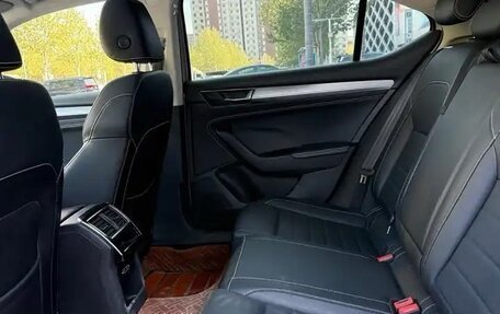 Skoda Superb III рестайлинг, 2022 год, 2 250 000 рублей, 11 фотография