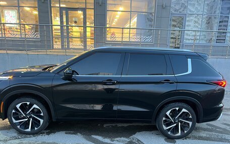 Mitsubishi Outlander, 2021 год, 4 200 000 рублей, 5 фотография
