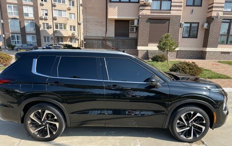 Mitsubishi Outlander, 2021 год, 4 200 000 рублей, 4 фотография