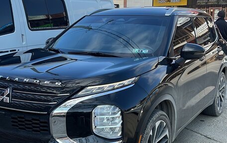 Mitsubishi Outlander, 2021 год, 4 200 000 рублей, 8 фотография