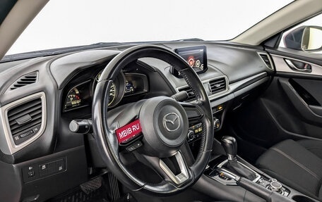 Mazda 3, 2018 год, 1 500 000 рублей, 16 фотография
