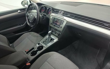 Volkswagen Passat B8 рестайлинг, 2016 год, 1 580 000 рублей, 11 фотография