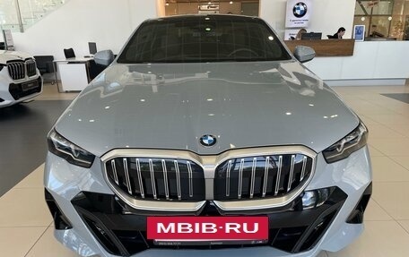 BMW 5 серия, 2024 год, 7 390 000 рублей, 4 фотография