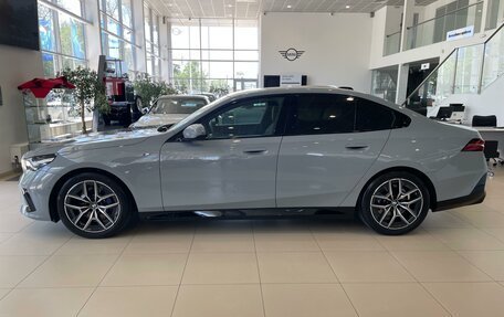 BMW 5 серия, 2024 год, 7 390 000 рублей, 10 фотография