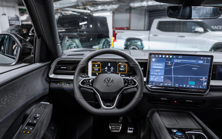 Volkswagen Teramont, 2025 год, 6 970 000 рублей, 15 фотография