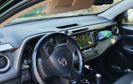 Toyota RAV4, 2017 год, 2 600 000 рублей, 5 фотография