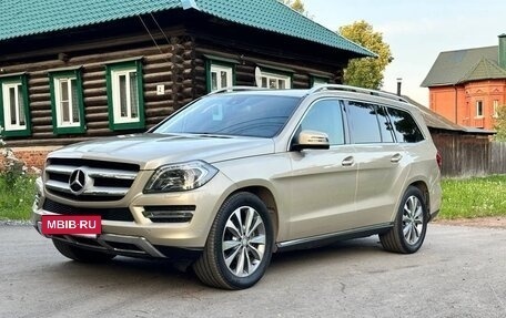 Mercedes-Benz GL-Класс, 2013 год, 3 200 000 рублей, 3 фотография