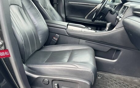 Lexus RX IV рестайлинг, 2018 год, 4 800 000 рублей, 20 фотография