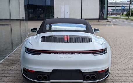 Porsche 911, 2024 год, 18 400 000 рублей, 13 фотография