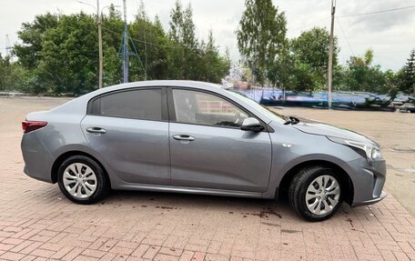 KIA Rio IV, 2021 год, 1 390 000 рублей, 3 фотография