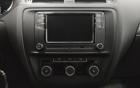 Volkswagen Jetta VI, 2015 год, 1 049 000 рублей, 12 фотография