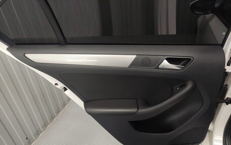 Volkswagen Jetta VI, 2015 год, 1 049 000 рублей, 15 фотография