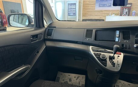 Toyota ISis I, 2011 год, 1 549 000 рублей, 14 фотография