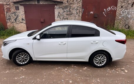 KIA Rio IV, 2018 год, 1 175 000 рублей, 7 фотография