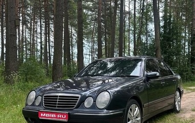 Mercedes-Benz E-Класс, 2002 год, 499 999 рублей, 1 фотография