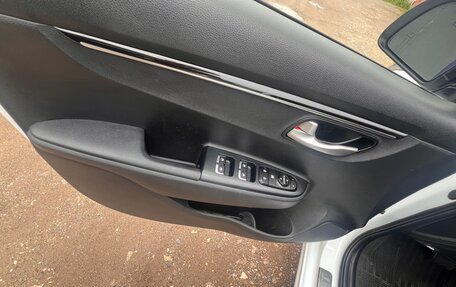 KIA Rio IV, 2018 год, 1 175 000 рублей, 17 фотография