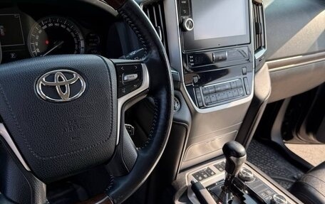 Toyota Land Cruiser 200, 2015 год, 5 100 000 рублей, 9 фотография