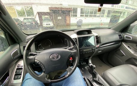 Toyota Land Cruiser Prado 120 рестайлинг, 2008 год, 2 950 000 рублей, 6 фотография