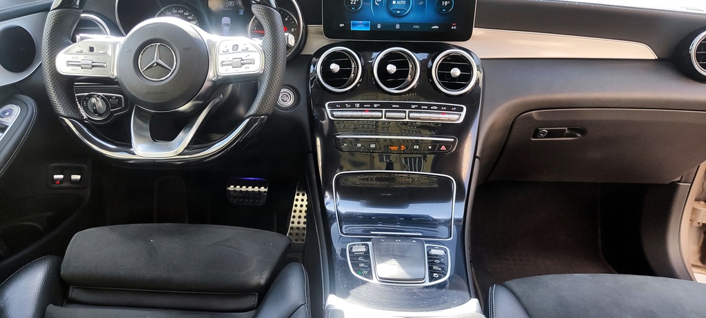 Mercedes-Benz GLC X253 рестайлинг, 2020 год, 4 500 000 рублей, 21 фотография