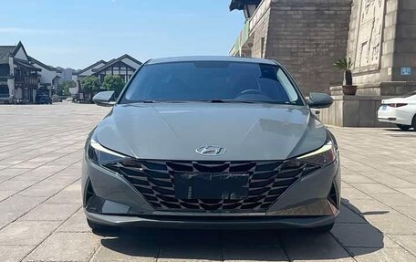 Hyundai Elantra, 2021 год, 1 100 000 рублей, 2 фотография
