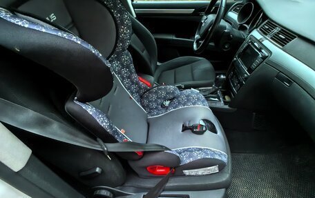 Skoda Superb III рестайлинг, 2013 год, 1 090 000 рублей, 4 фотография