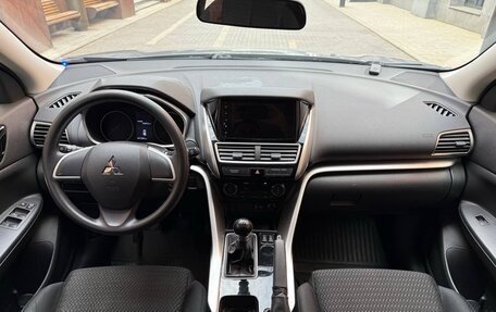 Mitsubishi Eclipse Cross, 2018 год, 1 550 000 рублей, 24 фотография