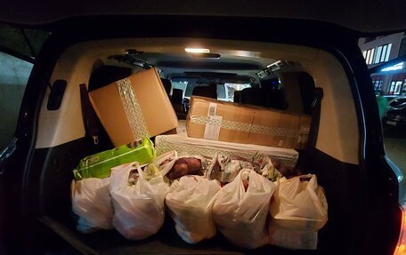 Nissan Patrol, 2012 год, 2 500 000 рублей, 25 фотография