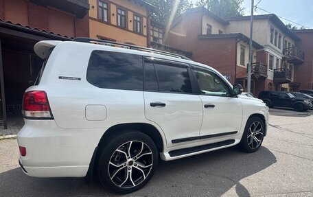 Toyota Land Cruiser 200, 2018 год, 6 750 000 рублей, 9 фотография
