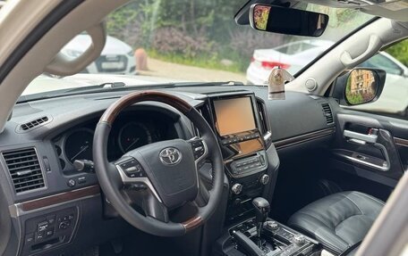 Toyota Land Cruiser 200, 2018 год, 6 750 000 рублей, 16 фотография