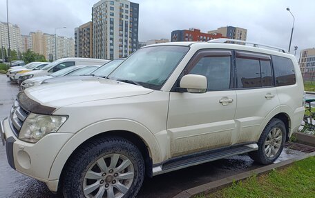Mitsubishi Pajero IV, 2011 год, 1 830 000 рублей, 5 фотография