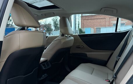 Lexus ES VII, 2021 год, 5 100 000 рублей, 16 фотография