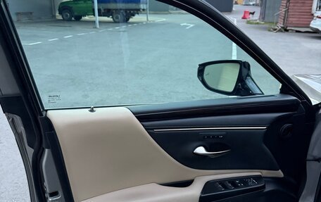 Lexus ES VII, 2021 год, 5 100 000 рублей, 19 фотография