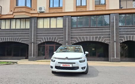 Citroen C4 Picasso II рестайлинг, 2018 год, 1 800 000 рублей, 11 фотография