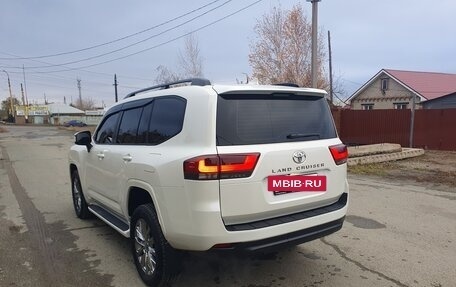 Toyota Land Cruiser, 2023 год, 10 000 000 рублей, 7 фотография