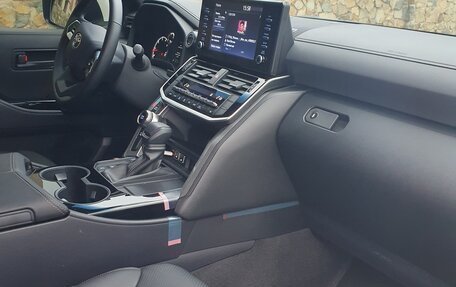 Toyota Land Cruiser, 2023 год, 10 000 000 рублей, 9 фотография