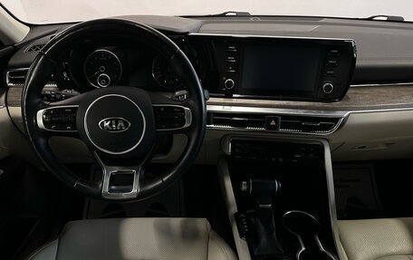 KIA K5, 2021 год, 3 040 000 рублей, 6 фотография