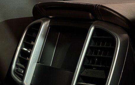 Porsche Cayenne III, 2011 год, 1 890 000 рублей, 26 фотография