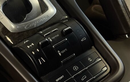 Porsche Cayenne III, 2011 год, 1 890 000 рублей, 22 фотография