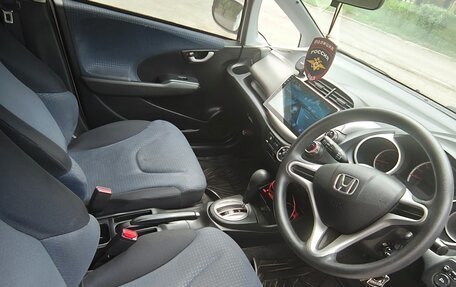 Honda Fit III, 2009 год, 850 000 рублей, 6 фотография
