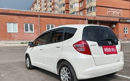 Honda Fit III, 2009 год, 850 000 рублей, 3 фотография