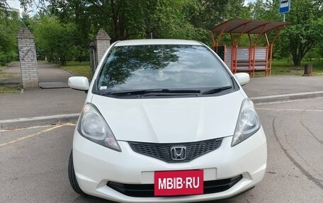 Honda Fit III, 2009 год, 850 000 рублей, 11 фотография